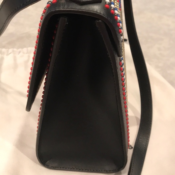 a like new les petits joururs top handle bag - Picture 4 of 8